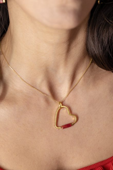 GÜMÜŞ KALP KOLYE KIRMIZI QUARTZ